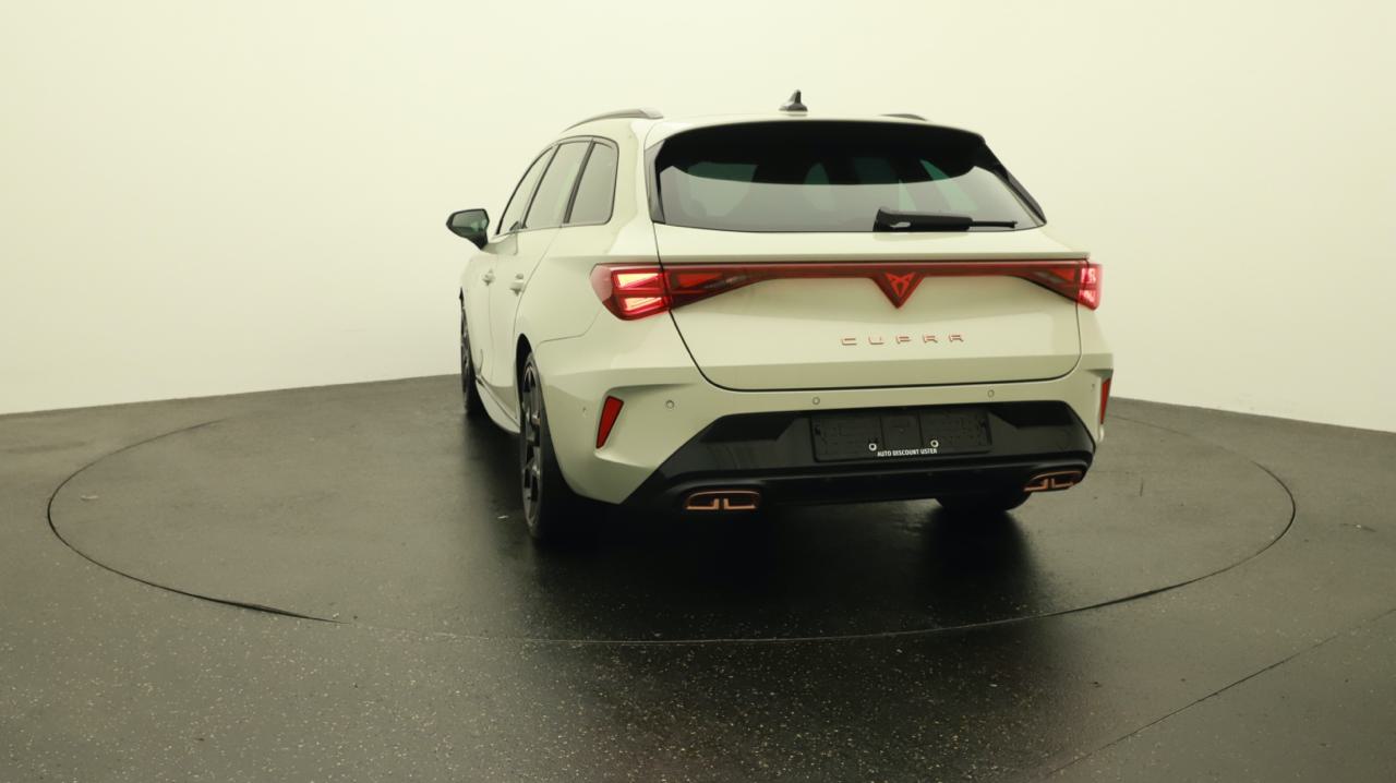 Cupra<br>LEON ST 1.5 e-HYBRID pHEV VZ DSG