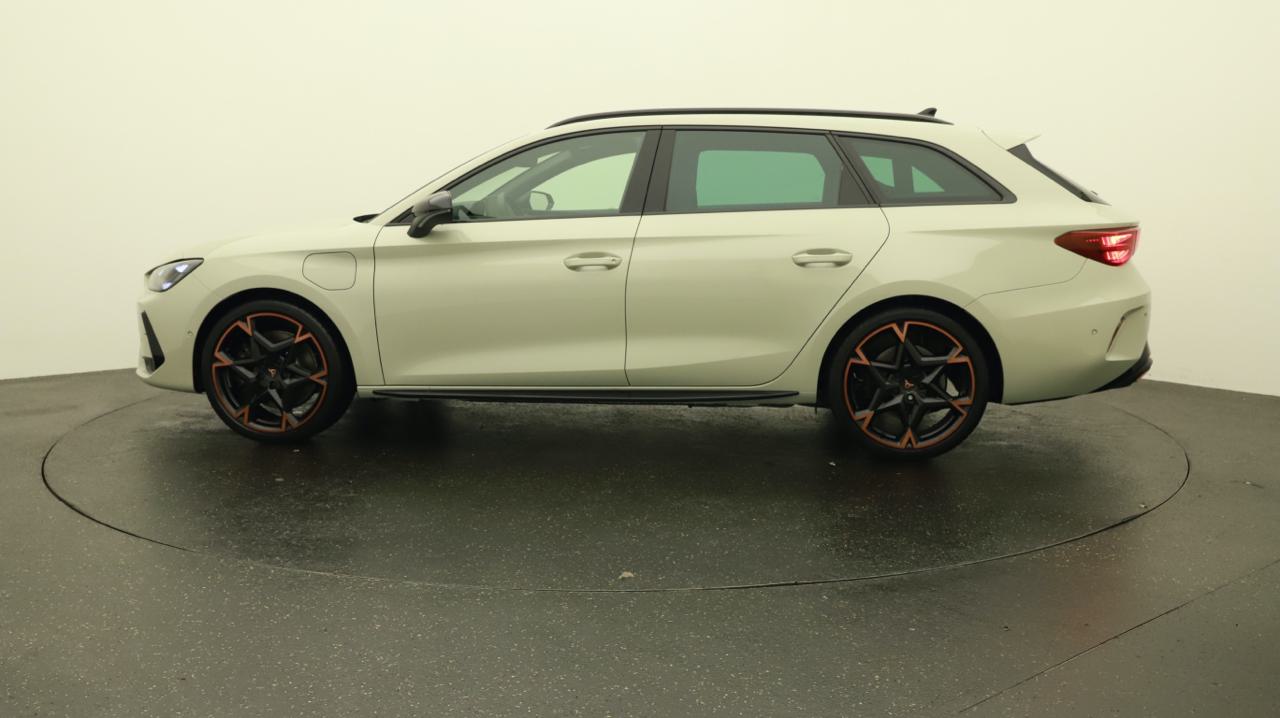 Cupra<br>LEON ST 1.5 e-HYBRID pHEV VZ DSG
