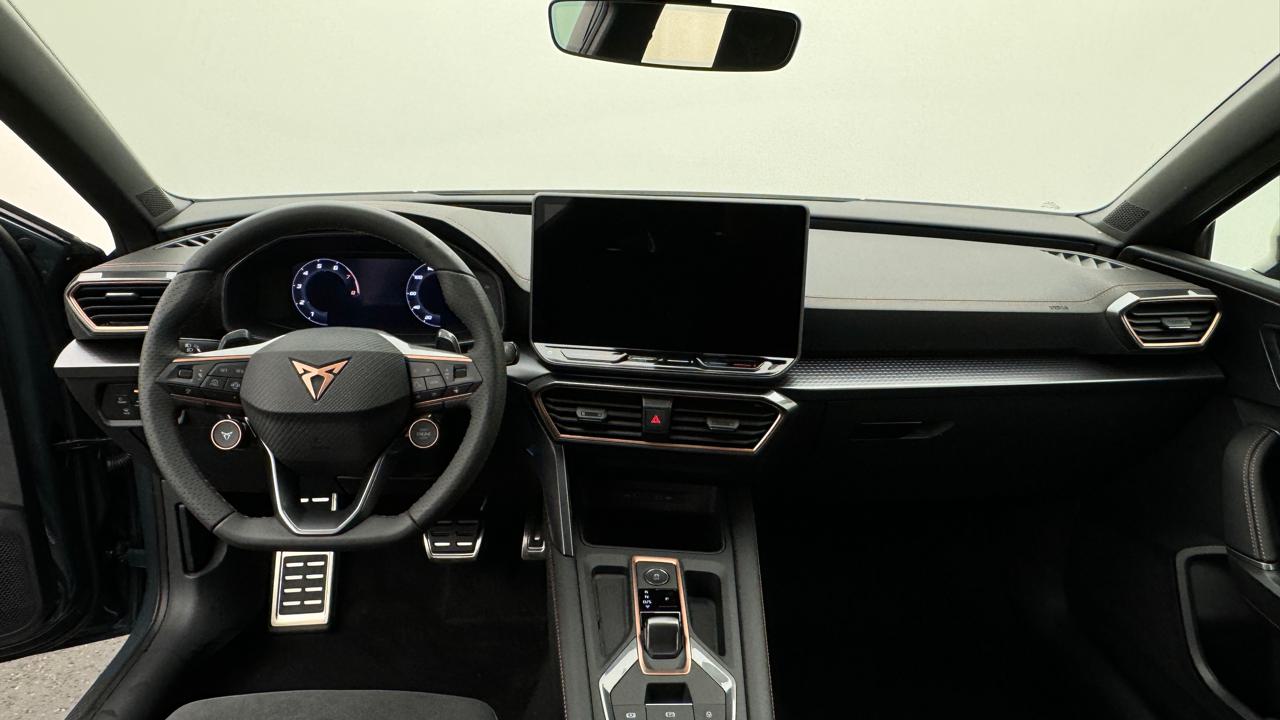 Cupra<br>LEON ST 1.5 e-HYBRID pHEV VZ DSG