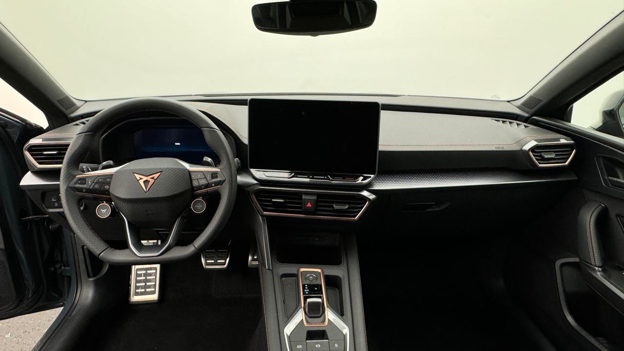 Cupra<br>LEON ST 1.5 e-HYBRID pHEV VZ DSG