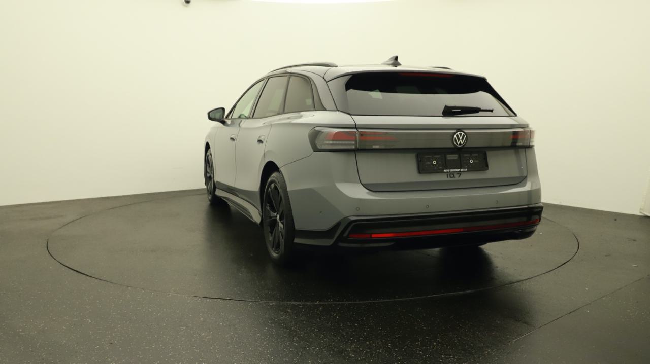 VW<br>ID.7 Tourer Pro 77 kWh Limited