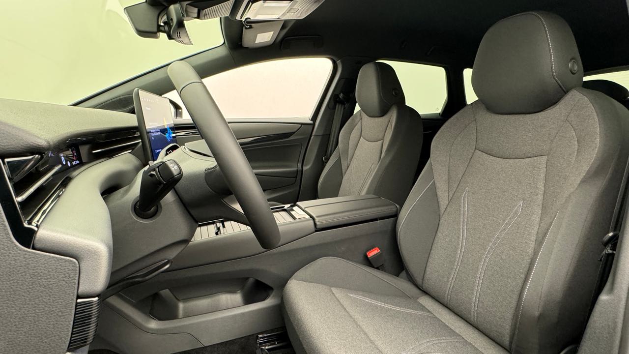 VW<br>ID.7 Tourer Pro 77 kWh Limited