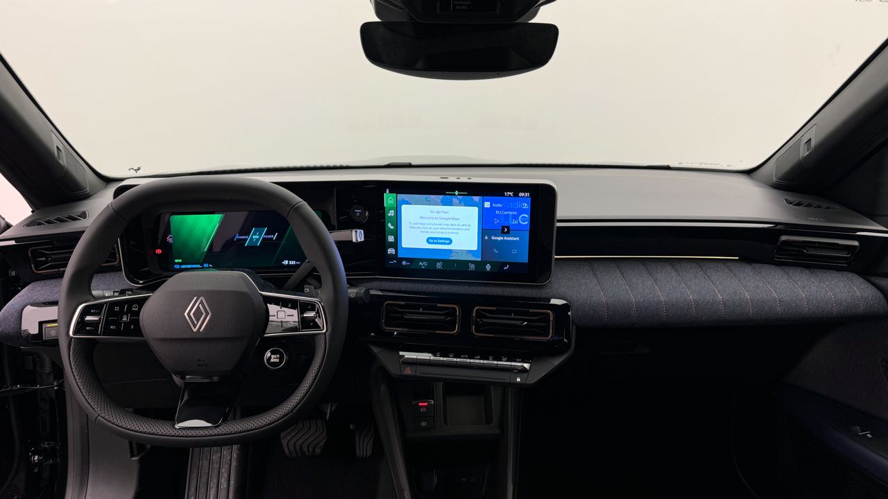 Renault<br>R4 E-Tech Comfort Range 52 kWh Techno
