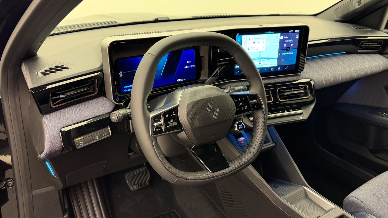 Renault<br>R4 E-Tech Comfort Range 52 kWh Techno