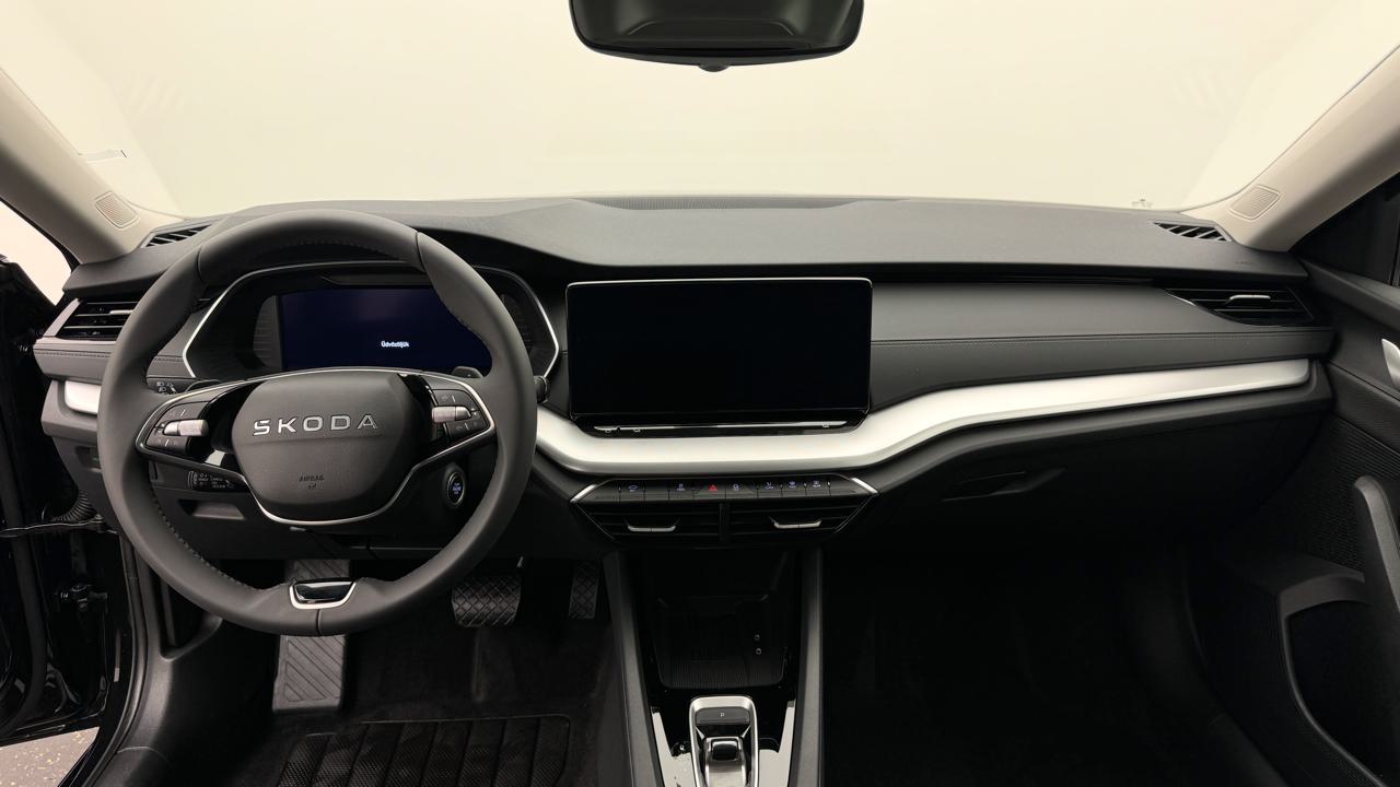 Skoda<br>Octavia Combi 1.5 TSI mHEV DSG Selection