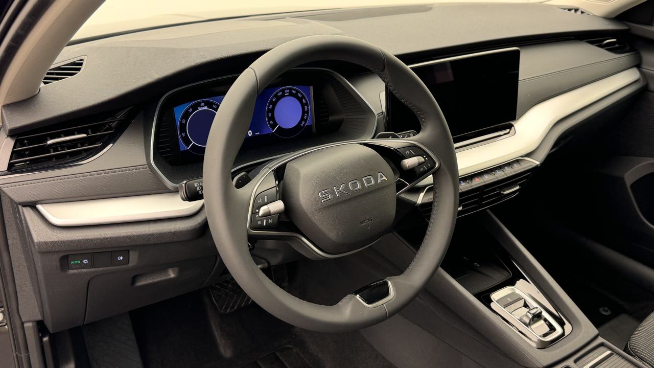 Skoda<br>Octavia Combi 1.5 TSI mHEV DSG Selection