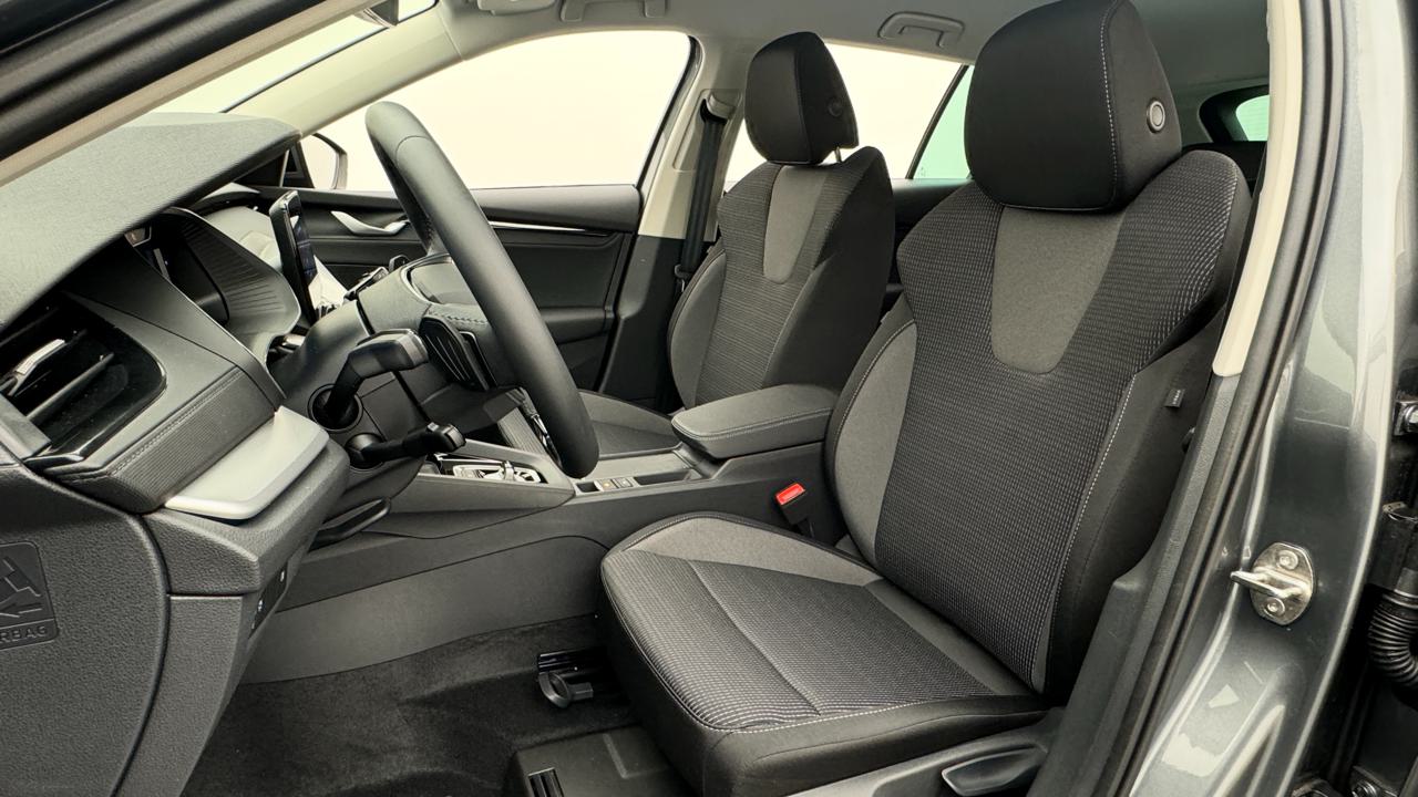 Skoda<br>Octavia Combi 1.5 TSI mHEV DSG Selection