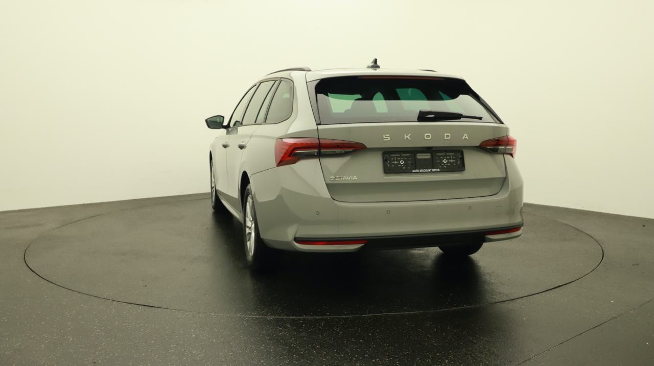 Skoda<br>Octavia Combi 2.0 TDI DSG Selection
