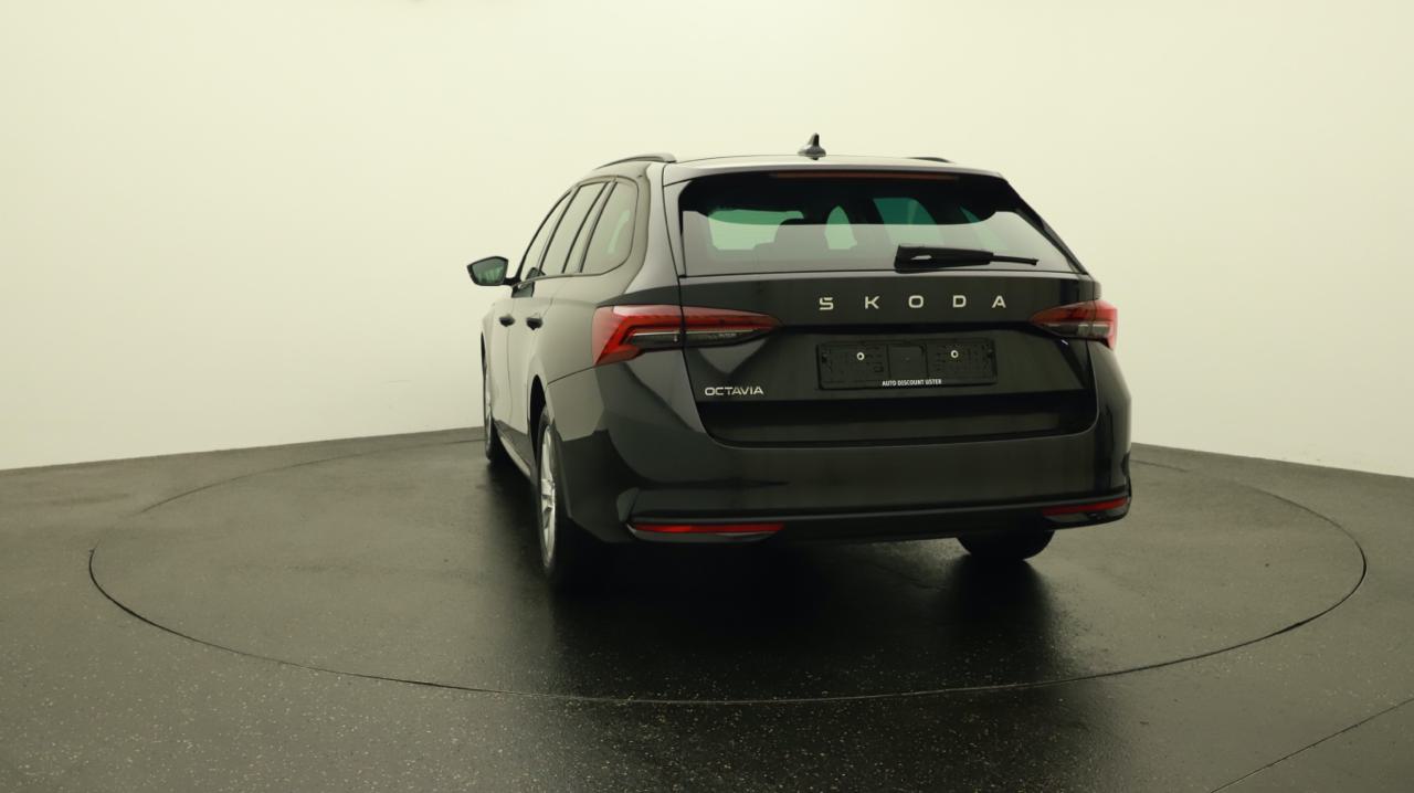 Skoda<br>Octavia Combi 2.0 TDI DSG Selection