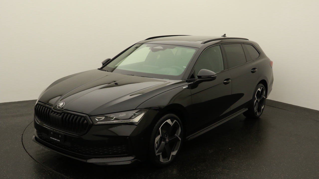 Skoda<br>Superb Combi 2.0 TDi Sportline 4x4 DSG