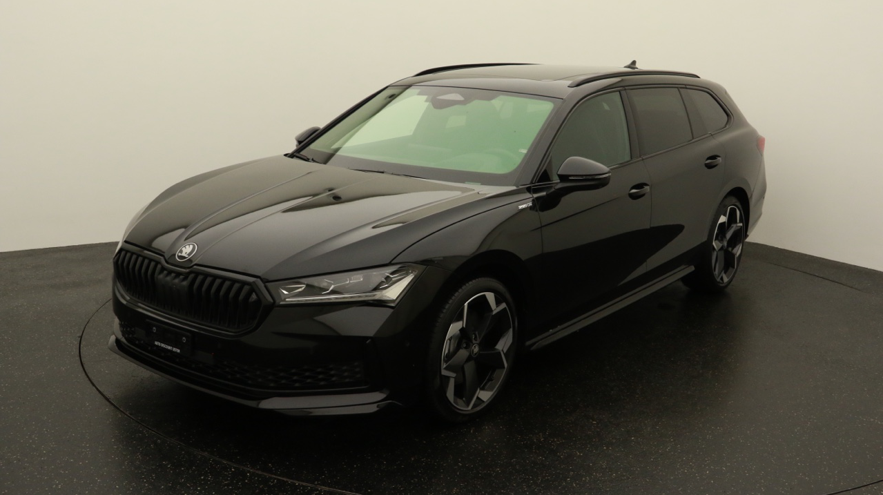 Skoda<br>Superb Combi 2.0 TSI Sportline 4x4 DSG