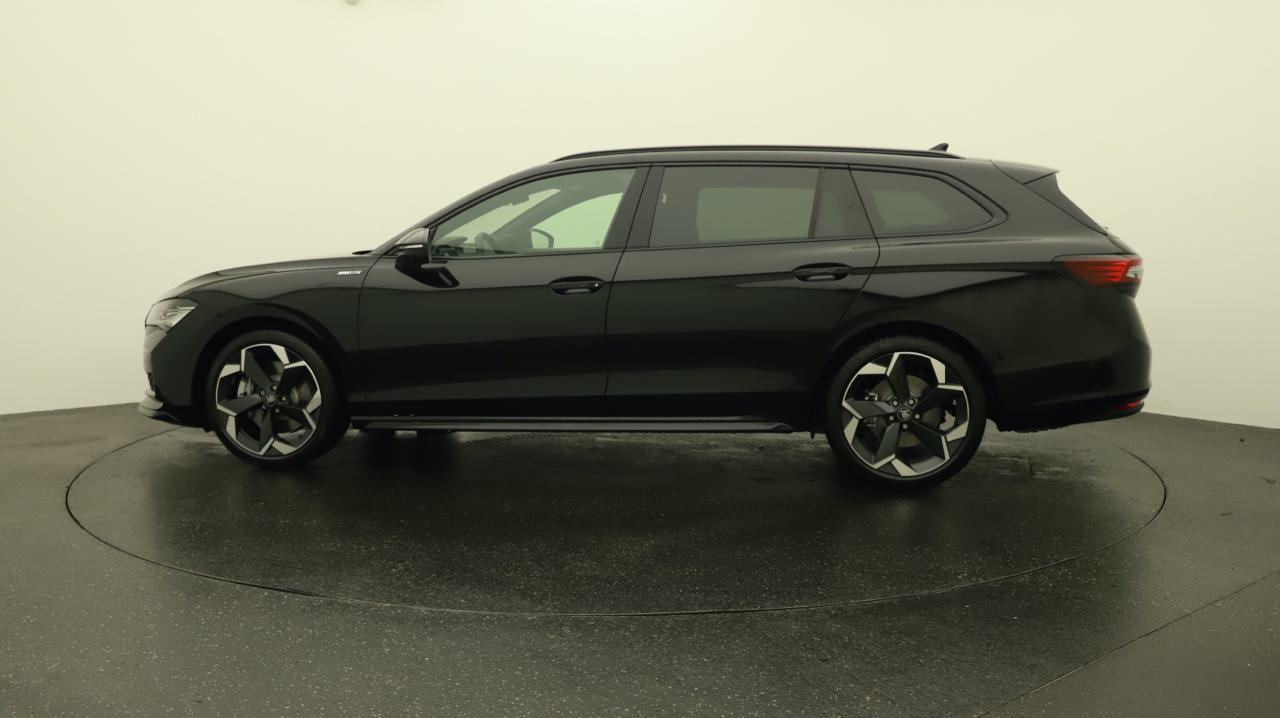 Skoda<br>Superb Combi 2.0 TSI Sportline 4x4 DSG