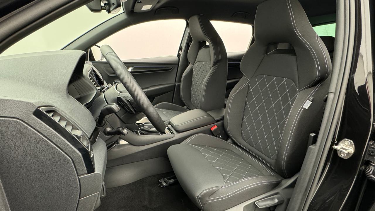 Skoda<br>Karoq 2.0 TSI SportLine 4x4 DSG