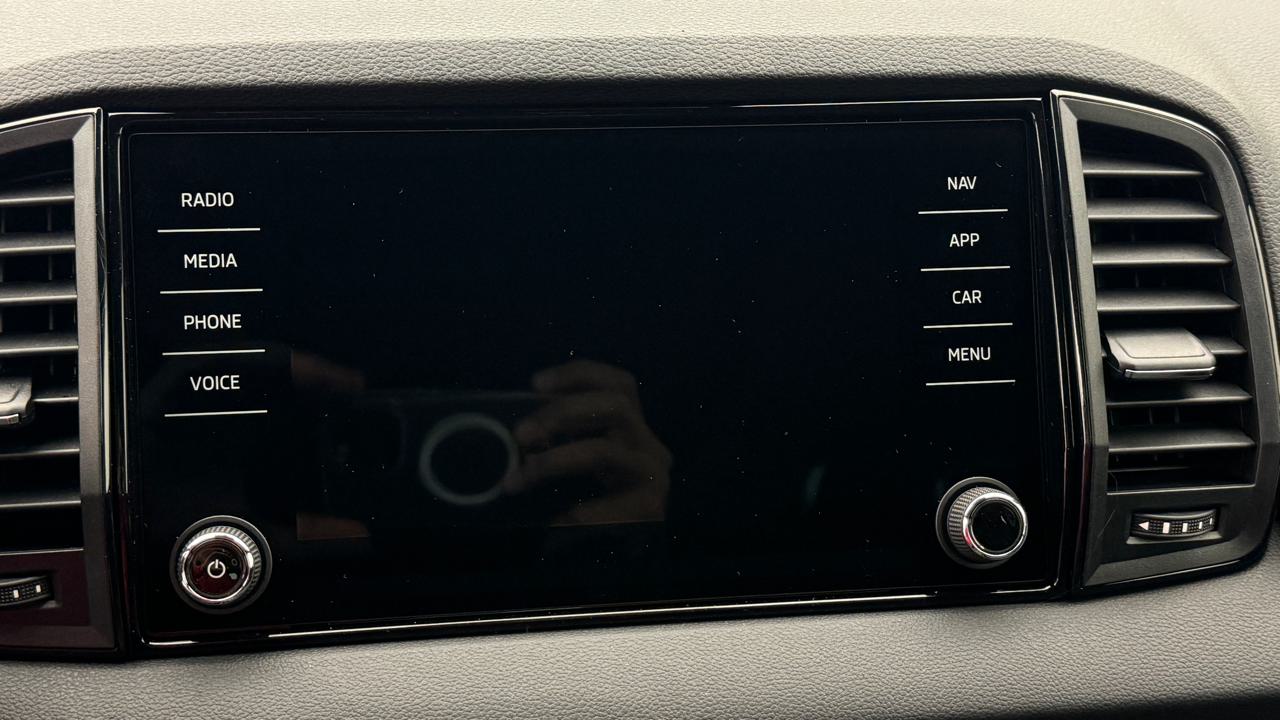 Skoda<br>Karoq 2.0 TSI SportLine 4x4 DSG