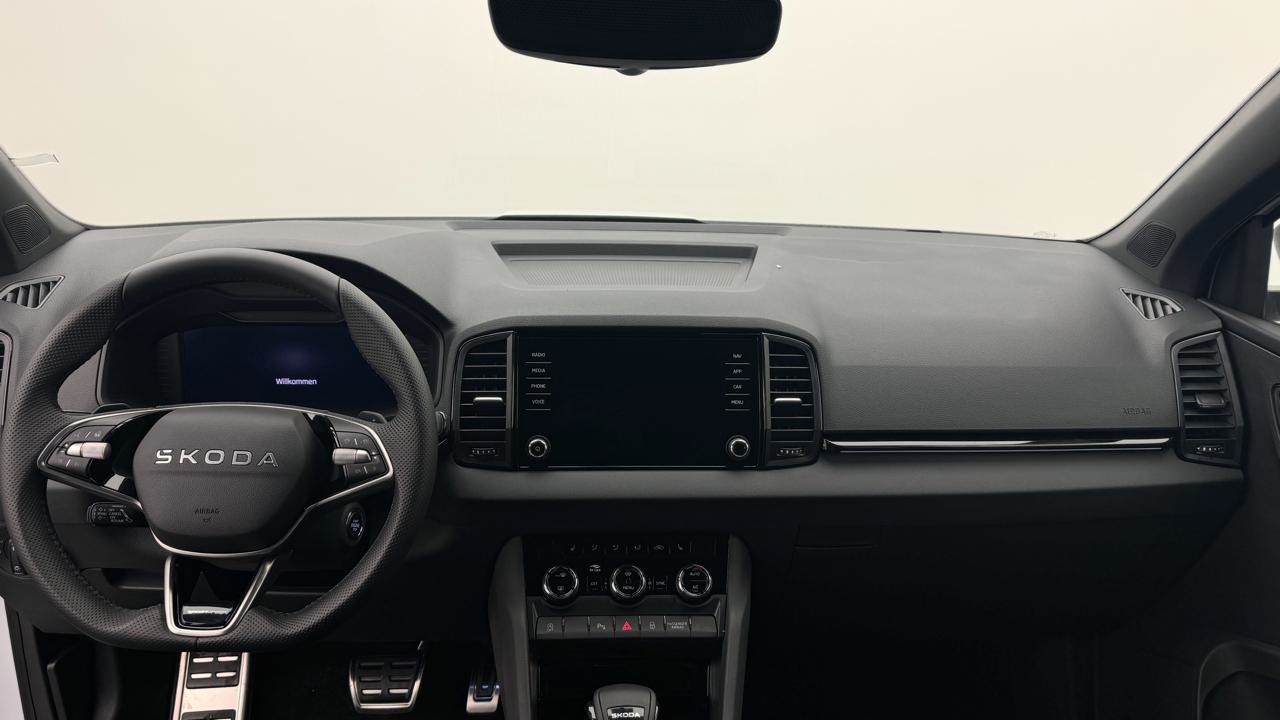 Skoda<br>Karoq 2.0 TSI SportLine 4x4 DSG
