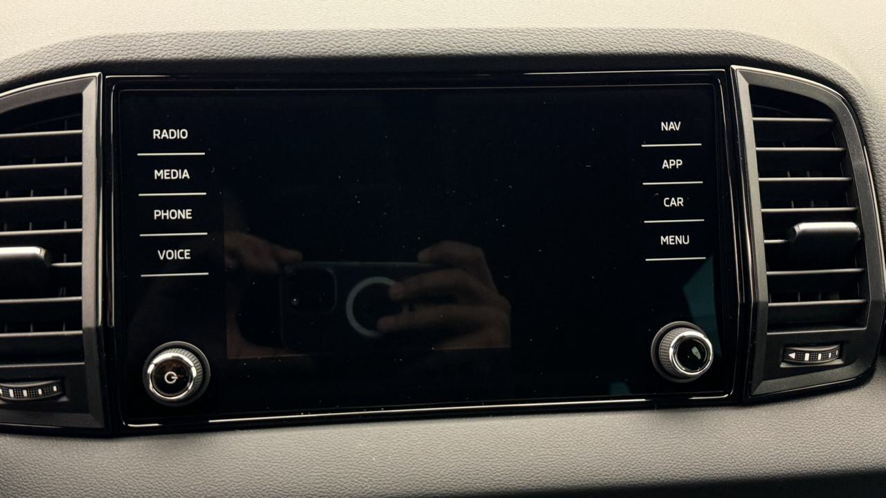 Skoda<br>Karoq 2.0 TSI SportLine 4x4 DSG