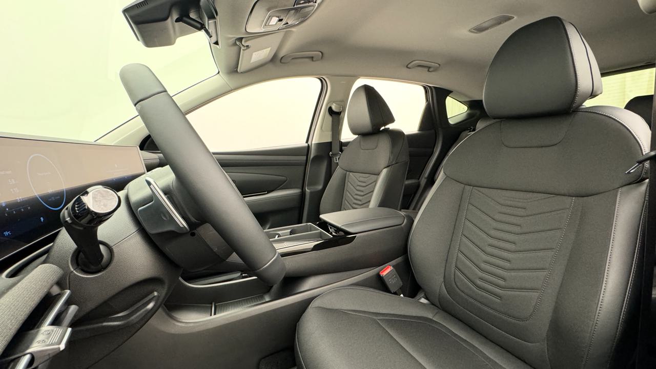 Hyundai<br>Tucson 1.6 TGDI HEV Limited 4WD