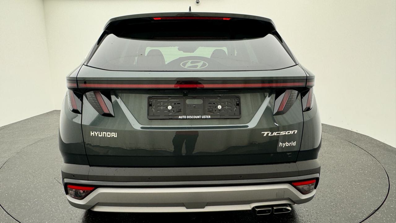 Hyundai<br>Tucson 1.6 TGDI HEV Limited 4WD