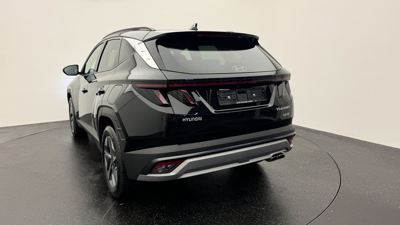 Hyundai<br>Tucson 1.6 TGDI HEV Limited 4WD