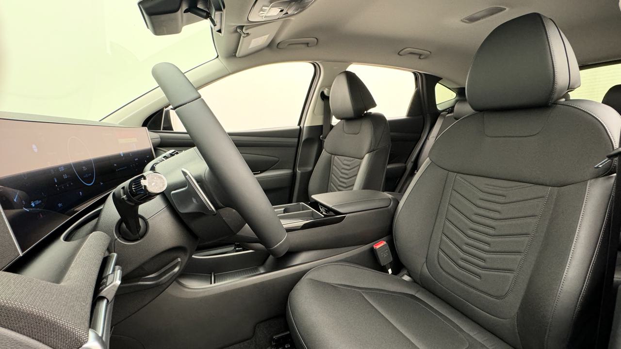 Hyundai<br>Tucson 1.6 TGDI HEV Limited 4WD