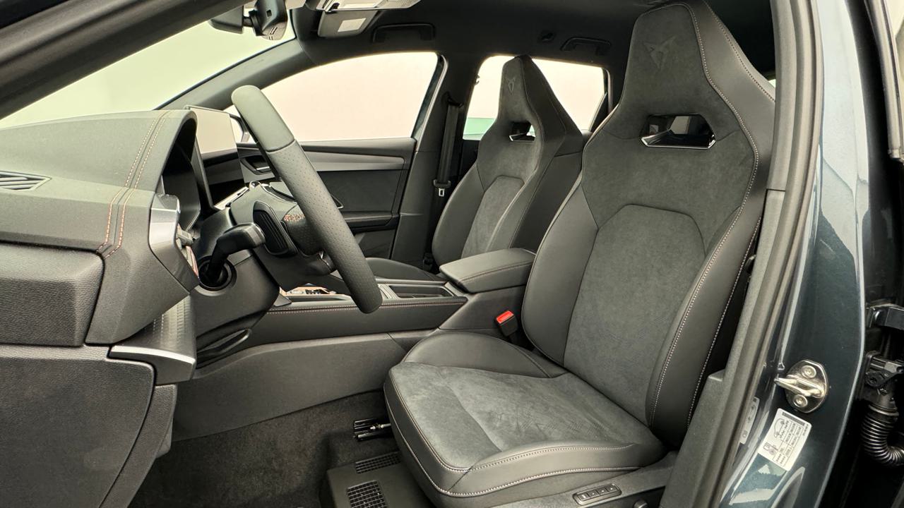 Cupra<br>LEON ST 1.5 e-HYBRID pHEV VZ Black Edition DSG