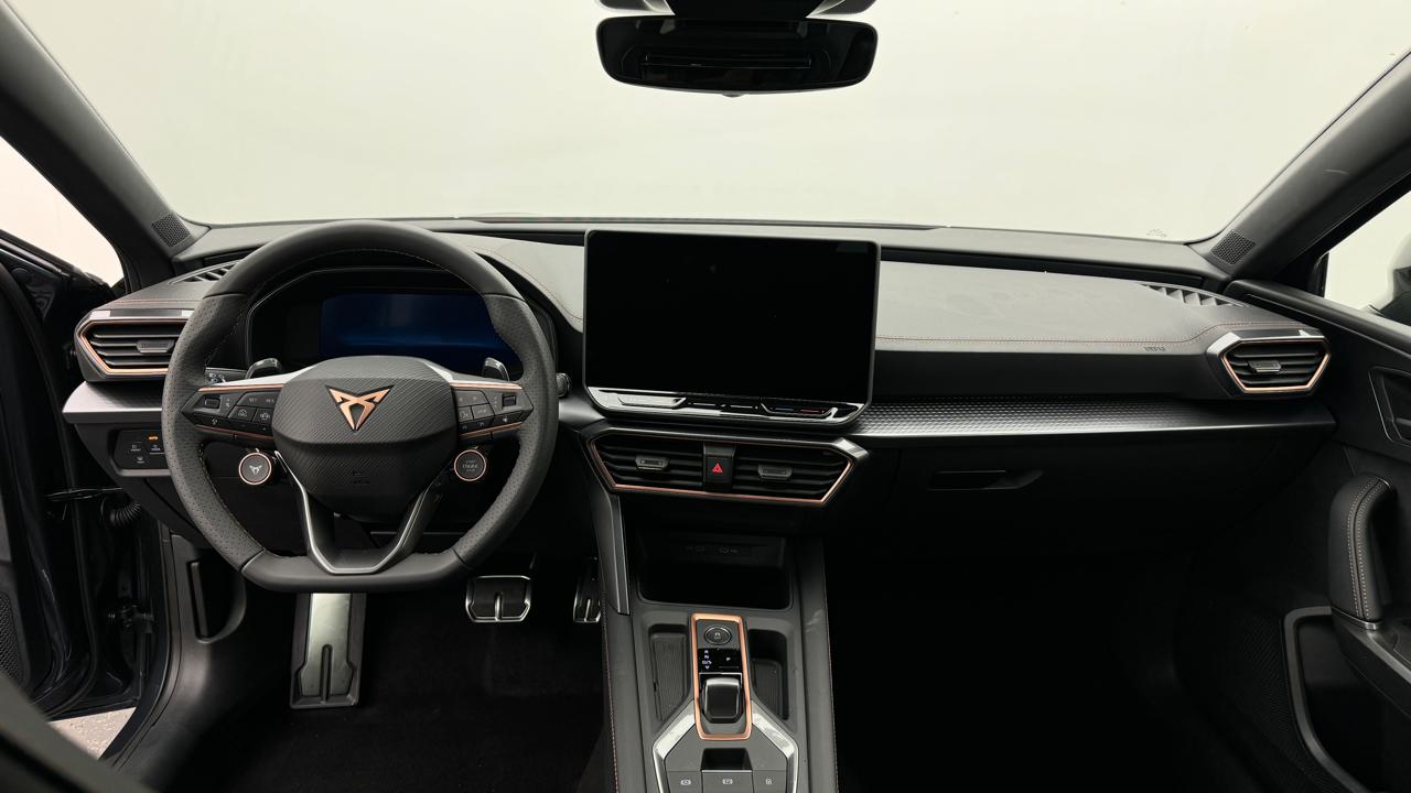 Cupra<br>LEON ST 1.5 e-HYBRID pHEV VZ Black Edition DSG