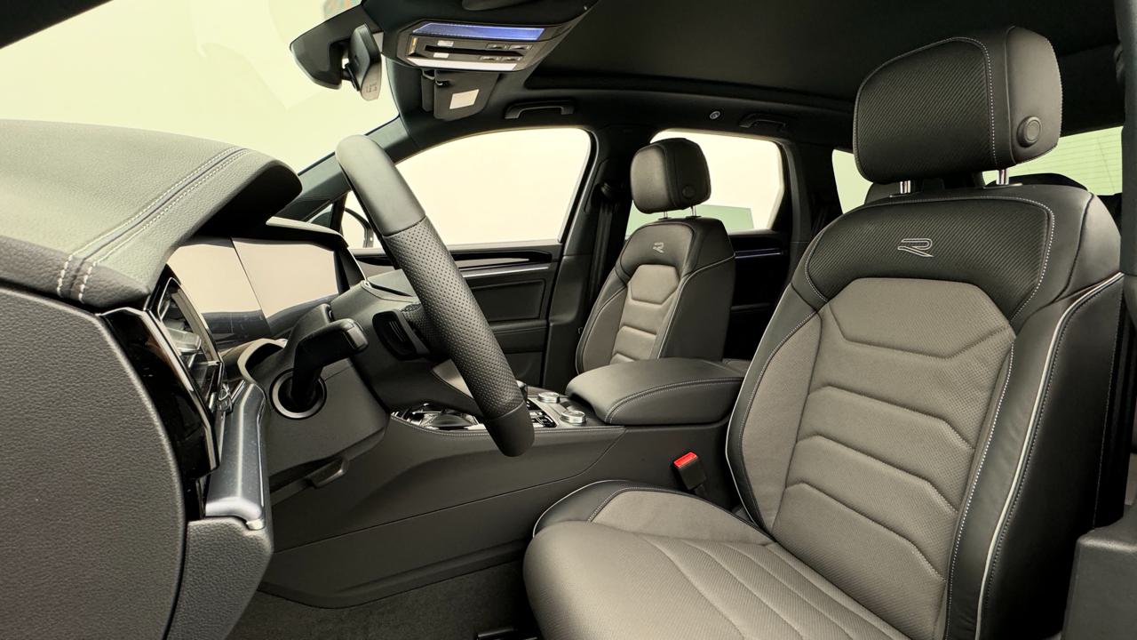 VW<br>Touareg 3.0 TDI R-Line Final Edition Tiptronic