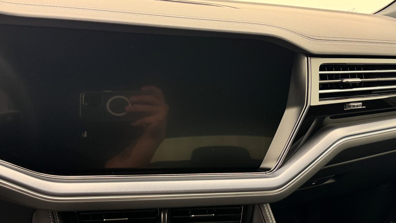 VW<br>Touareg 3.0 TDI R-Line Final Edition Tiptronic
