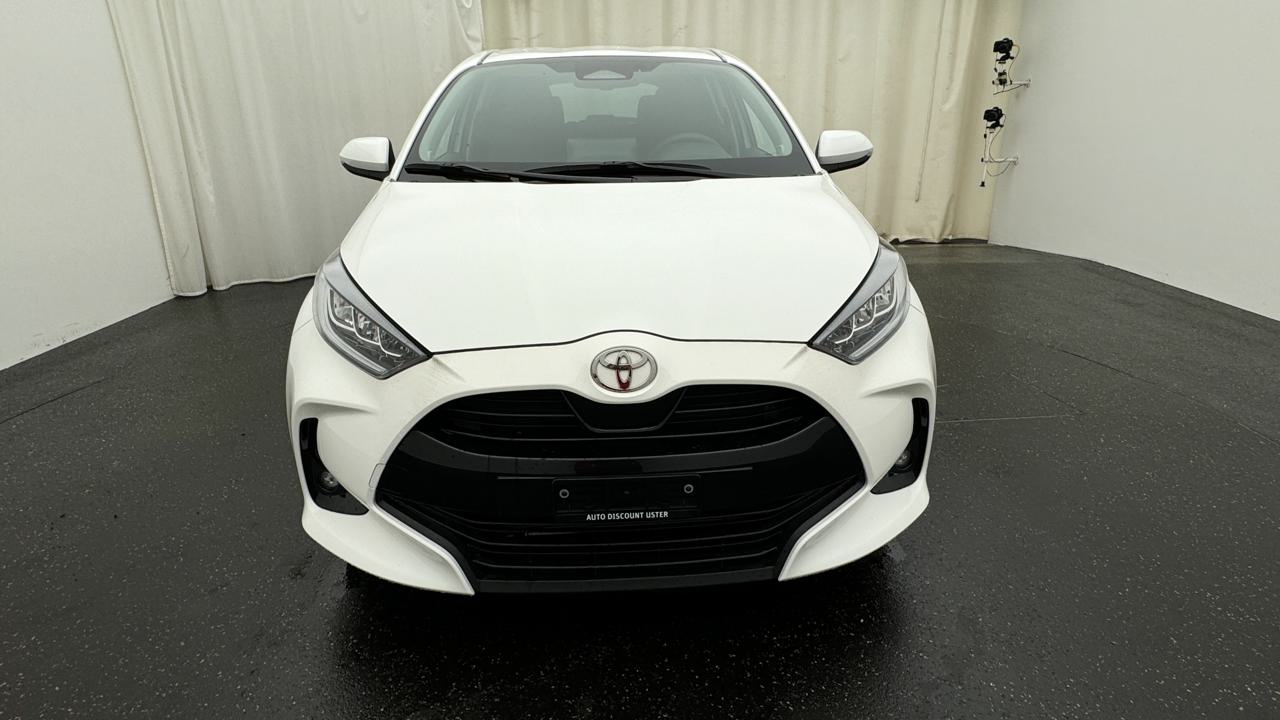 Toyota<br>Yaris 1.5 Sport e-CVT