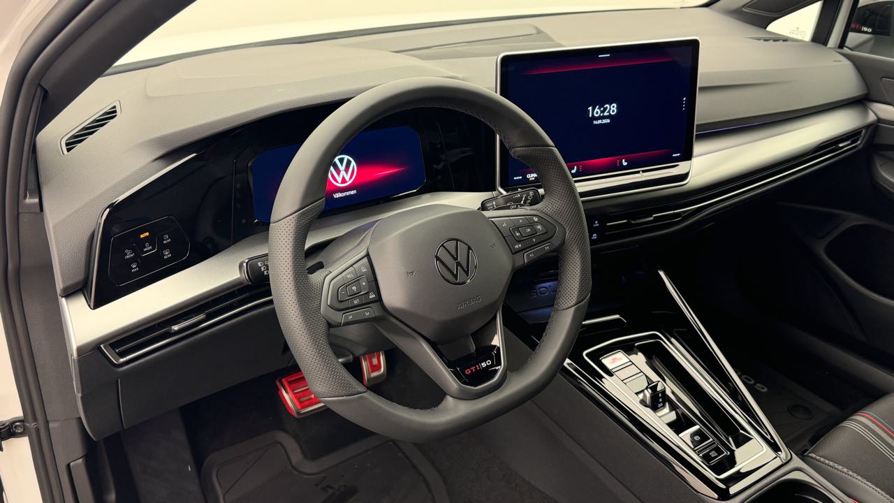 VW<br>Golf 2.0 TSI GTI Edition 50 DSG