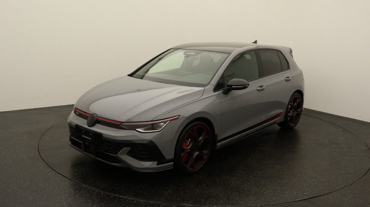 VW<br>Golf 2.0 TSI GTI Edition 50 DSG