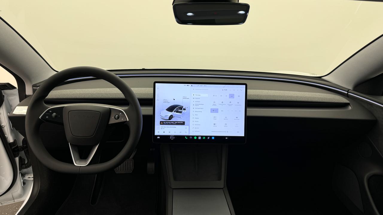 Tesla<br>Model 3 Long Range Dual Motor AWD