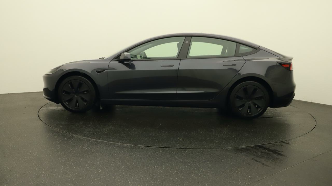 Tesla<br>Model 3 Long Range Dual Motor AWD