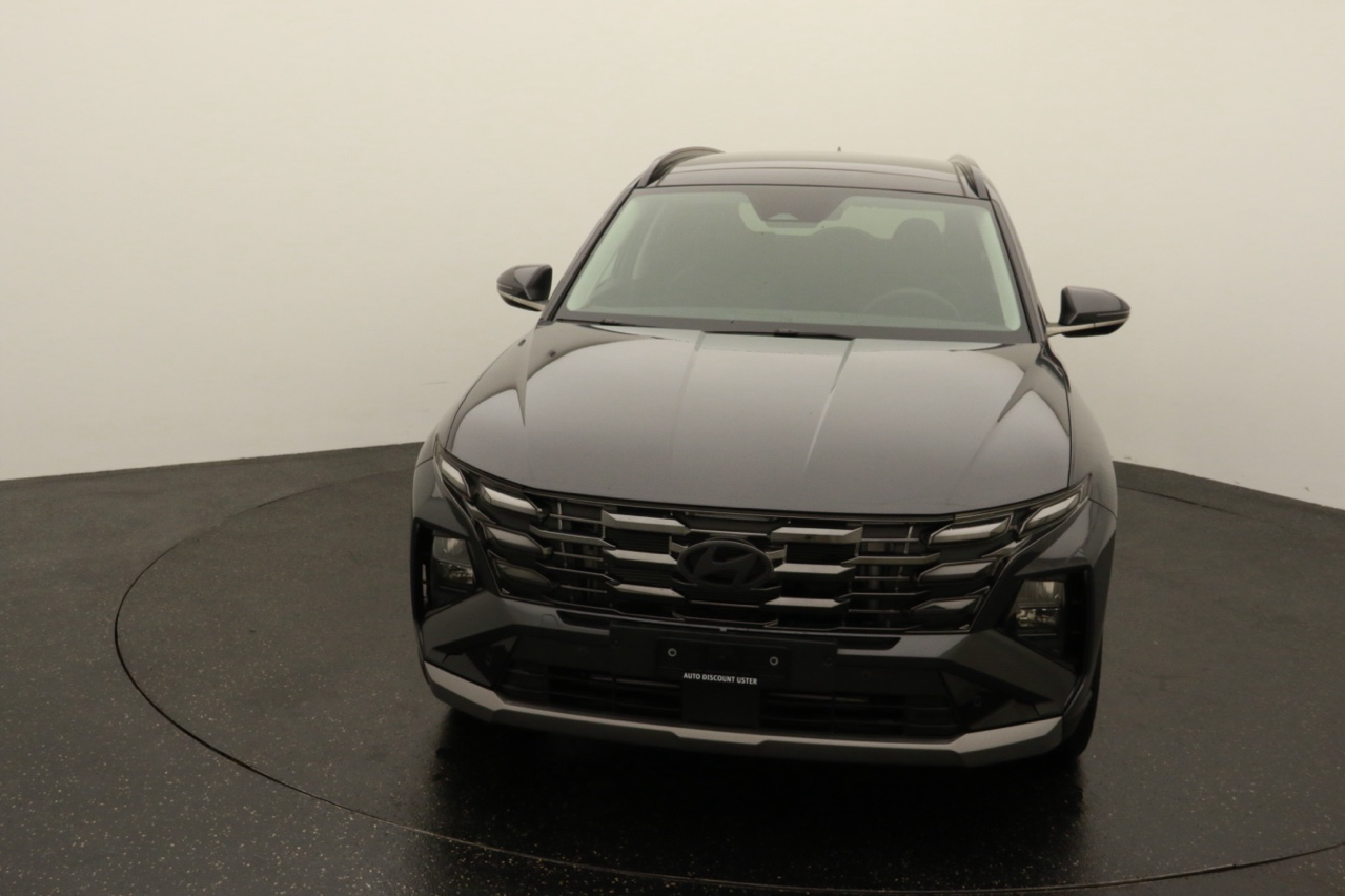 Hyundai<br>Tucson 1.6 TGDI HEV Limited 4WD