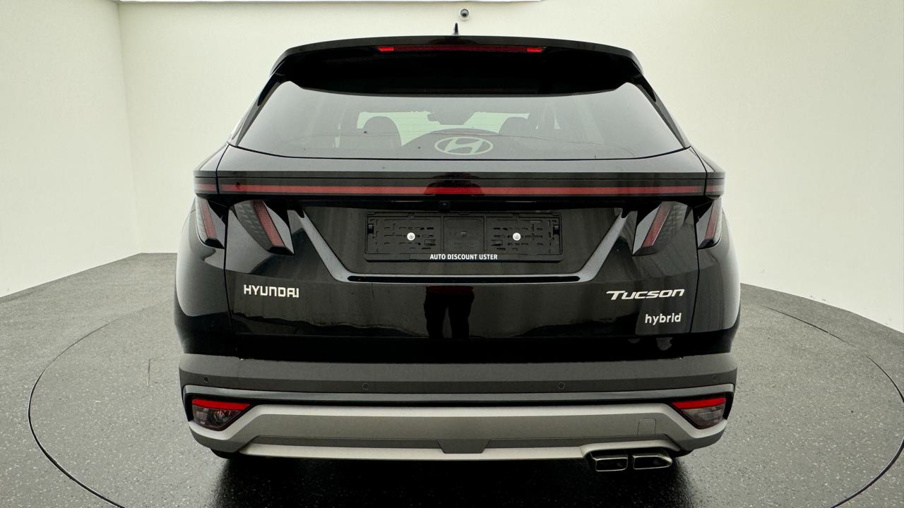 Hyundai<br>Tucson 1.6 TGDI HEV Limited 4WD
