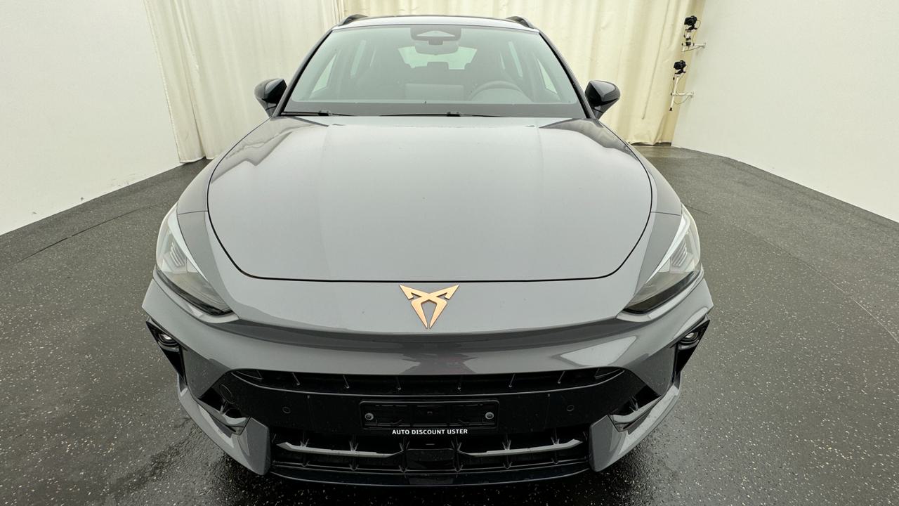Cupra<br>LEON ST 2.0 TSI VZ DSG 4Drive