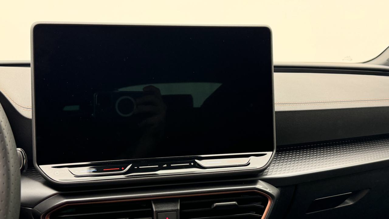 Cupra<br>LEON ST 2.0 TSI VZ DSG 4Drive