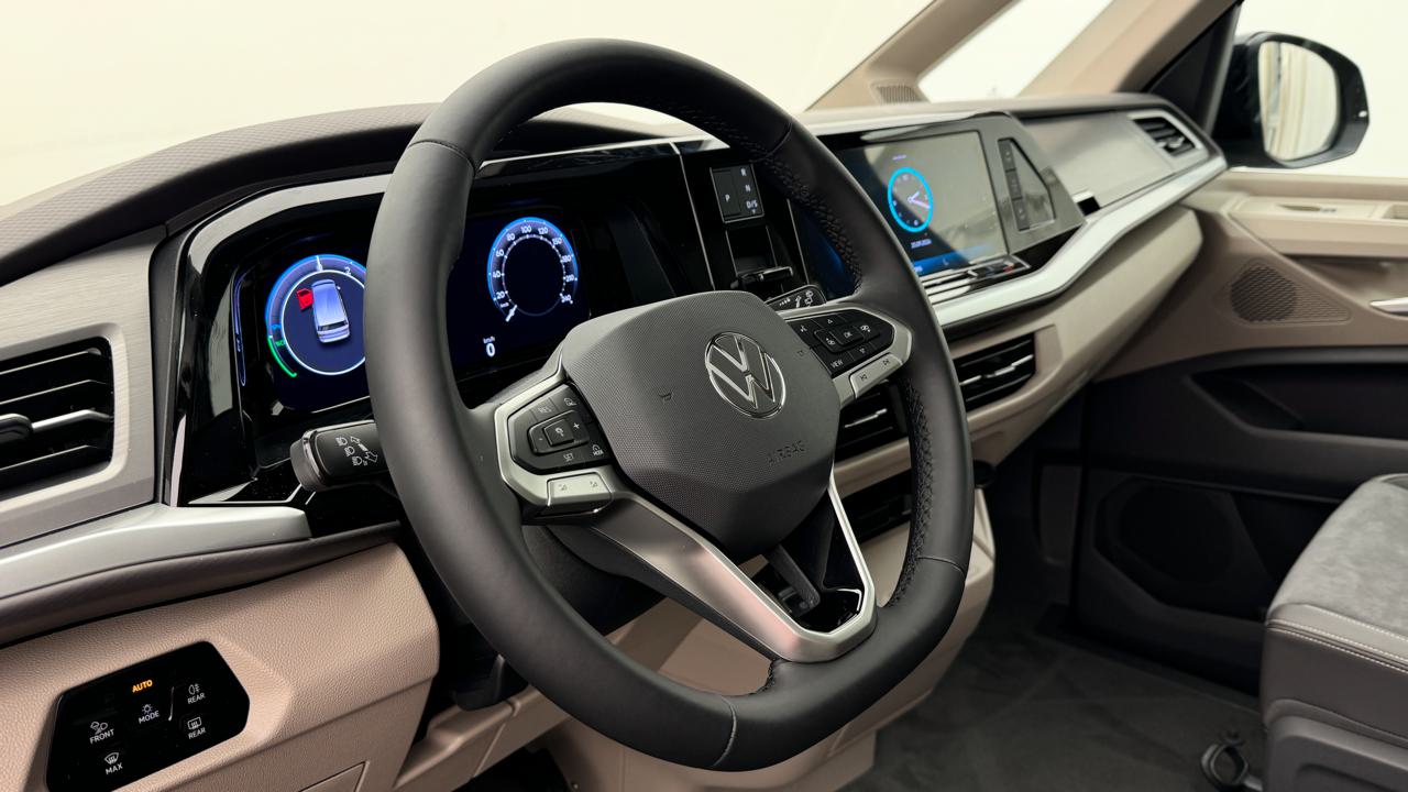 VW<br>Multivan 1.5 eHybrid Life Edition 4Motion DSG