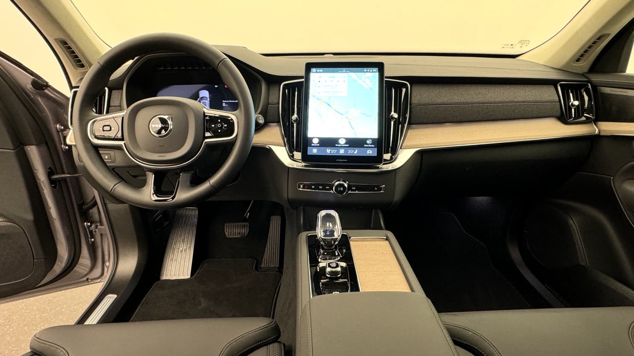 Volvo<br>XC90 T8 AWD PluginHybrid Ultra Dark Geartronic