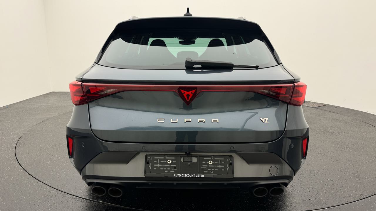 Cupra<br>LEON ST 2.0 TSI VZ DSG 4Drive