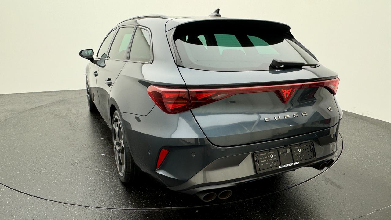 Cupra<br>LEON ST 2.0 TSI VZ DSG 4Drive