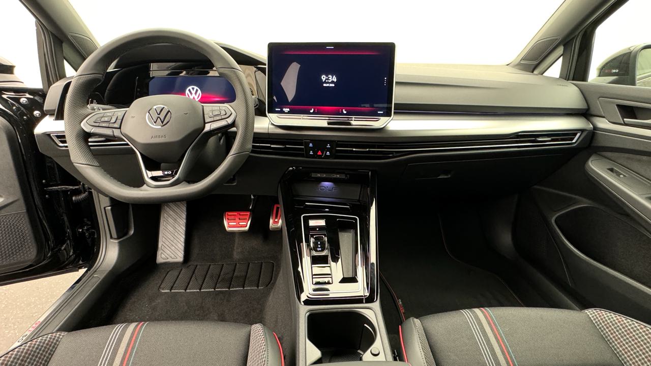 VW<br>Golf 2.0 TSI GTI Edition 50 DSG