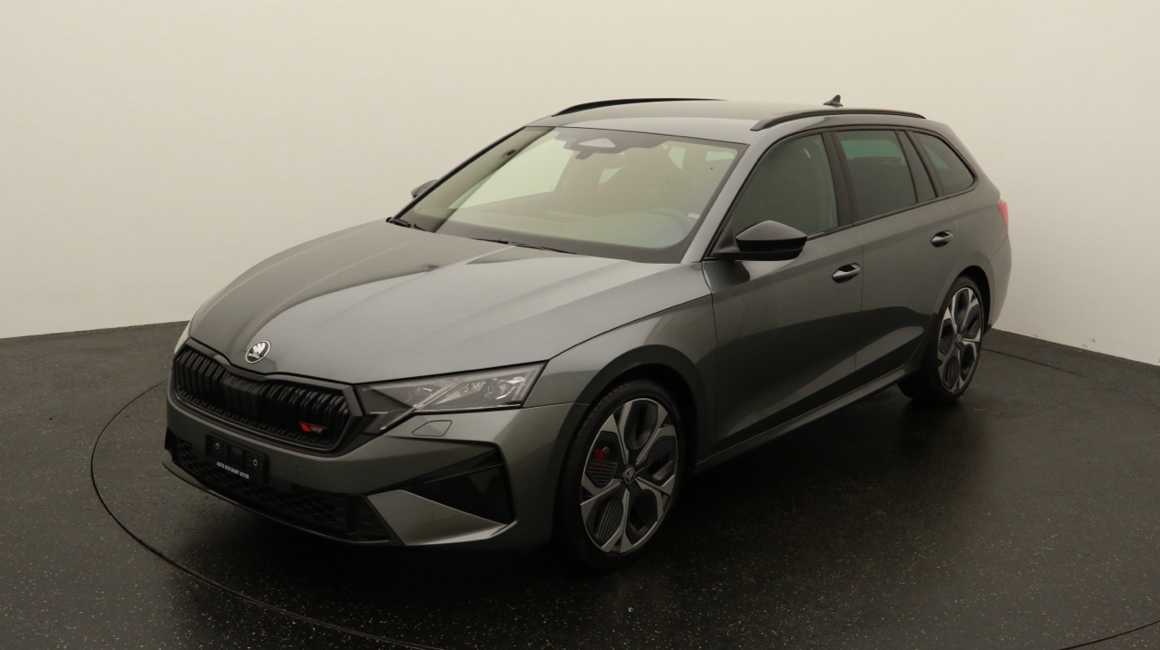 Skoda<br>Octavia Combi 2.0 TSI DSG RS