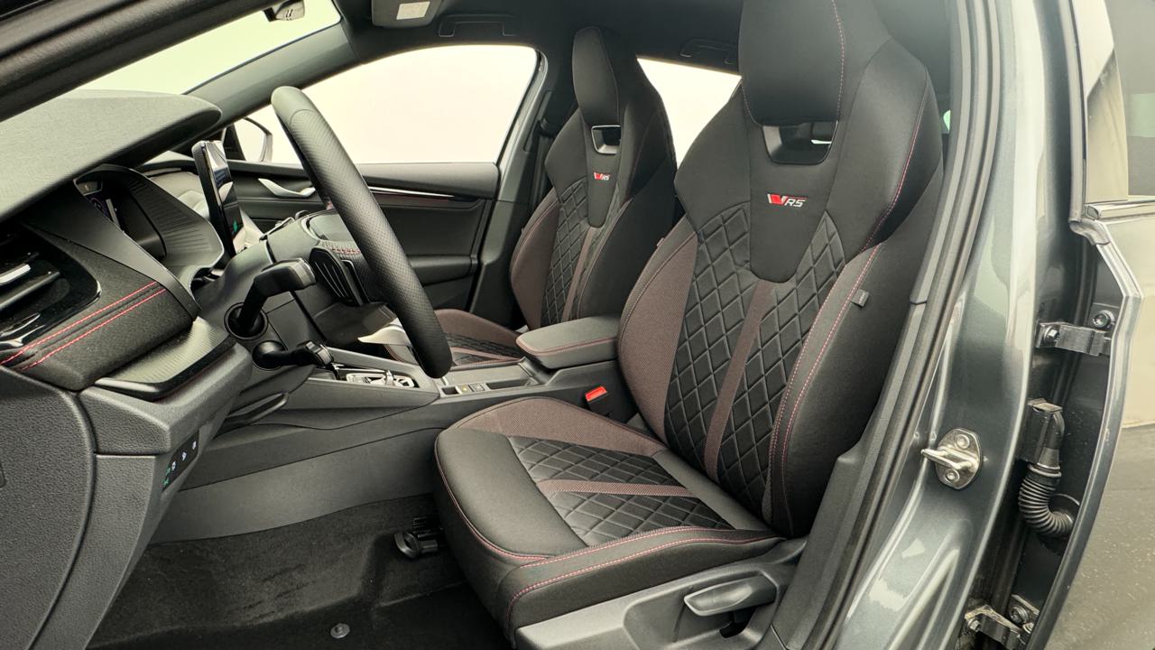 Skoda<br>Octavia Combi 2.0 TSI DSG RS