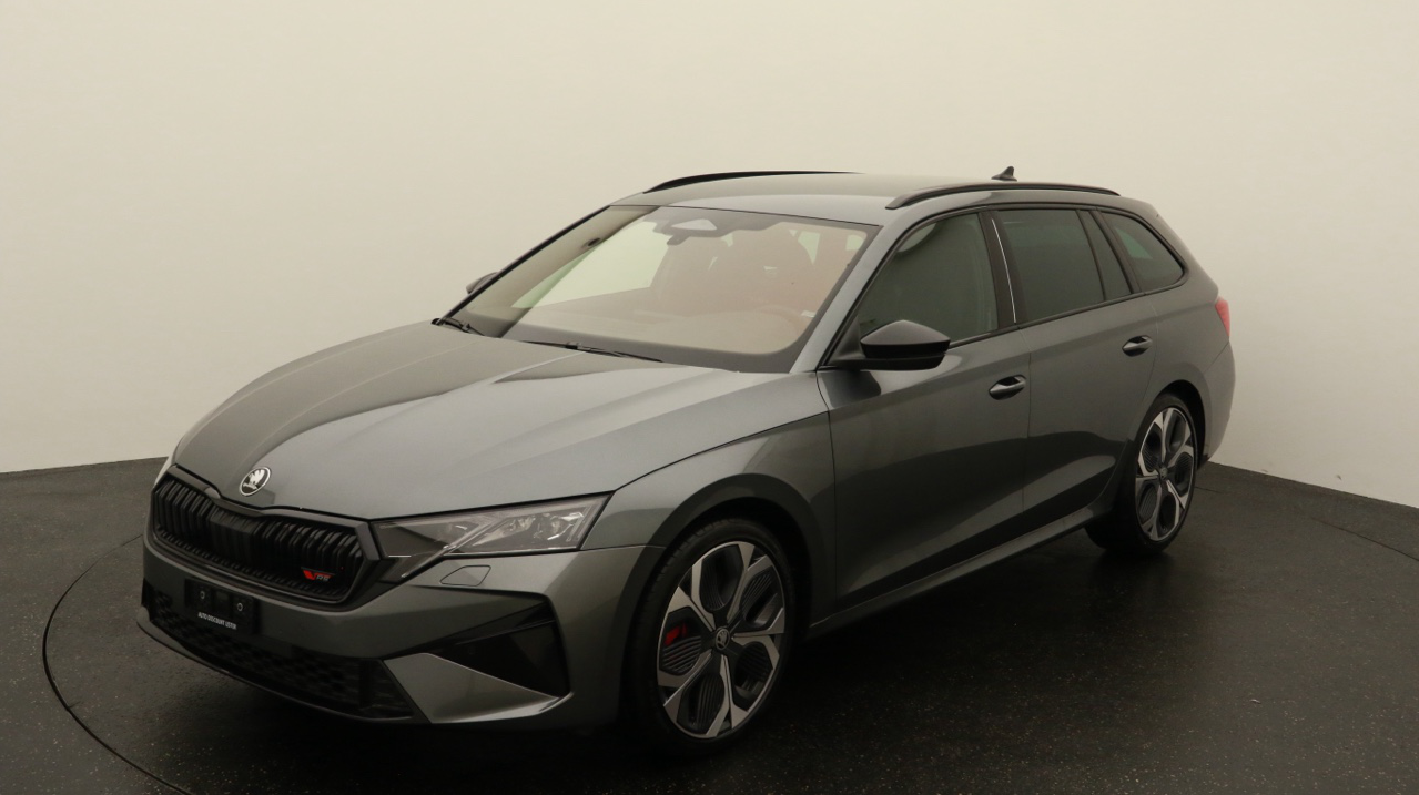 Skoda<br>Octavia Combi 2.0 TSI DSG RS