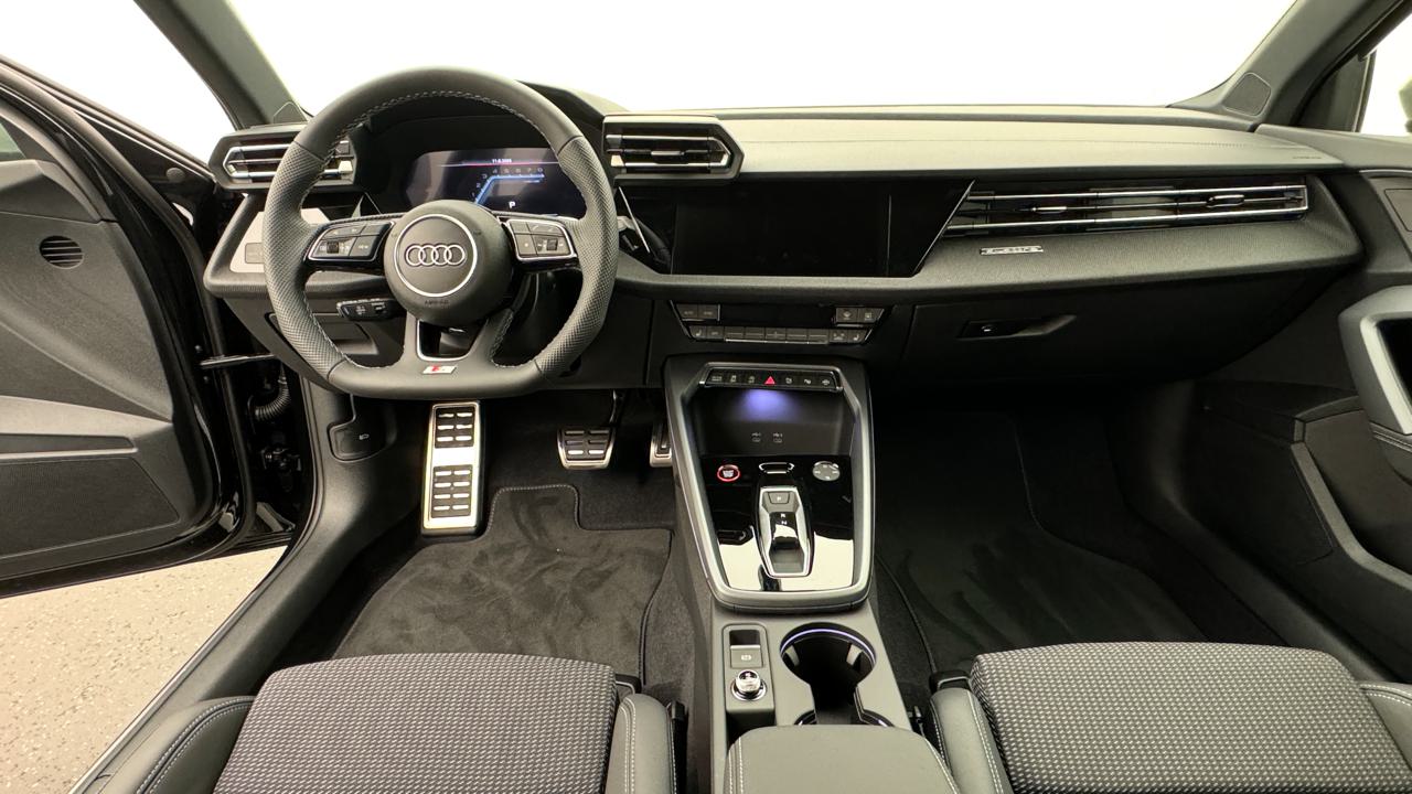 Audi<br>S3 Sportback TFSI quattro S-tronic