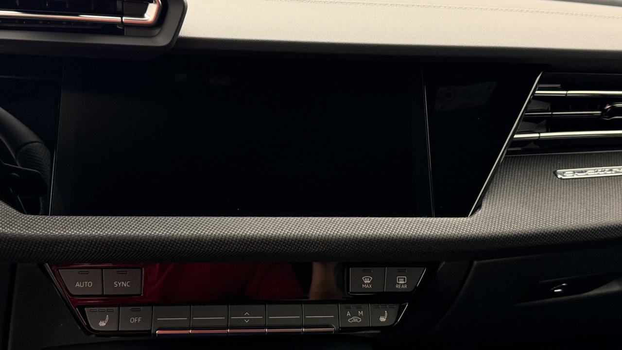 Audi<br>S3 Sportback TFSI quattro S-tronic