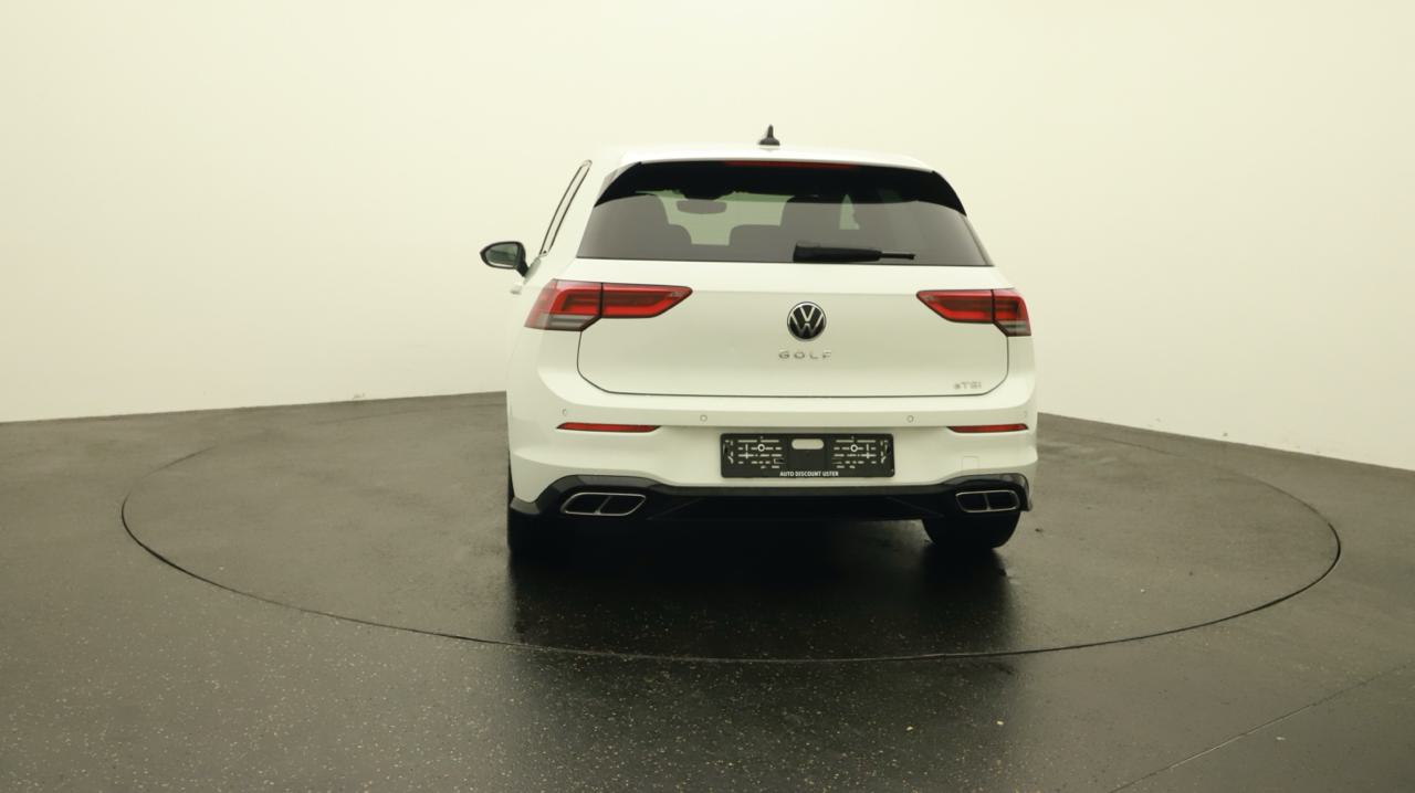 VW<br>Golf VIII 1.5 eTSI mHEV ACT R-Line DSG