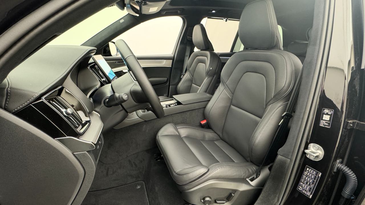 Volvo<br>XC90 T8 AWD PluginHybrid Black Edition Geartronic