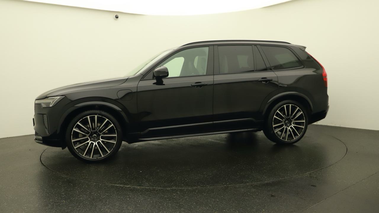 Volvo<br>XC90 T8 AWD PluginHybrid Black Edition Geartronic